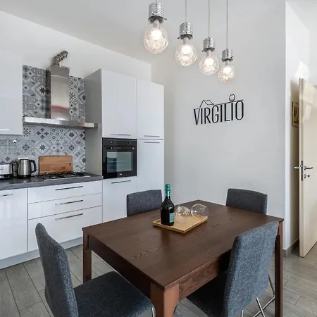 Virgilio Rosso Apartman *